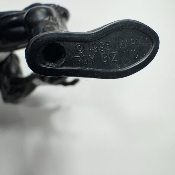 Vintage 1995 ToyBiz Marvel Spider-Man Animated Series Venom II 5” Action Figure - Picture 5 of 6